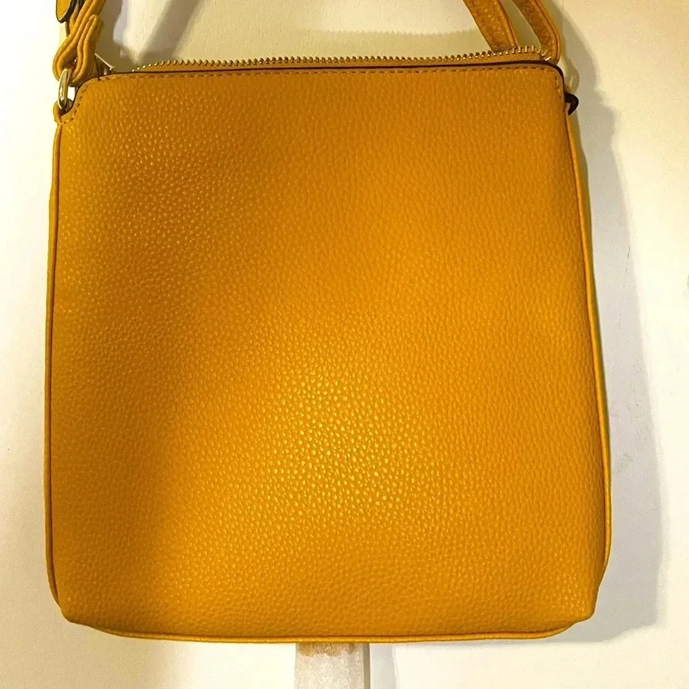 Deluxity Los Angeles Yellow Vegan Peta approved Women Crossbody Messenger - Picture 7 of 17
